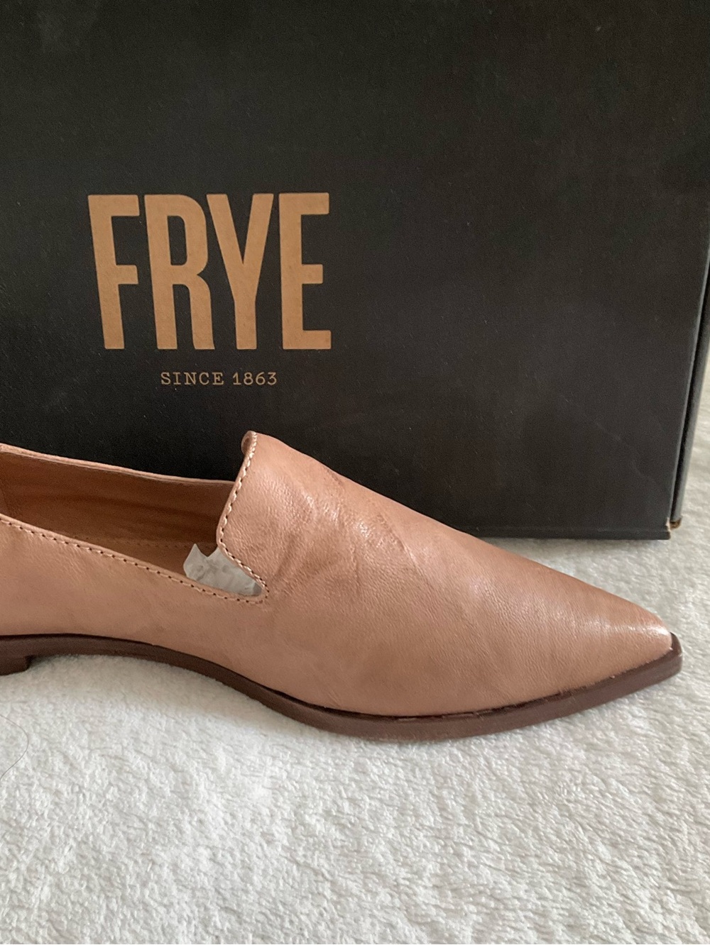 Frye KENZIE VENETIAN Pointed Loafer in GREY